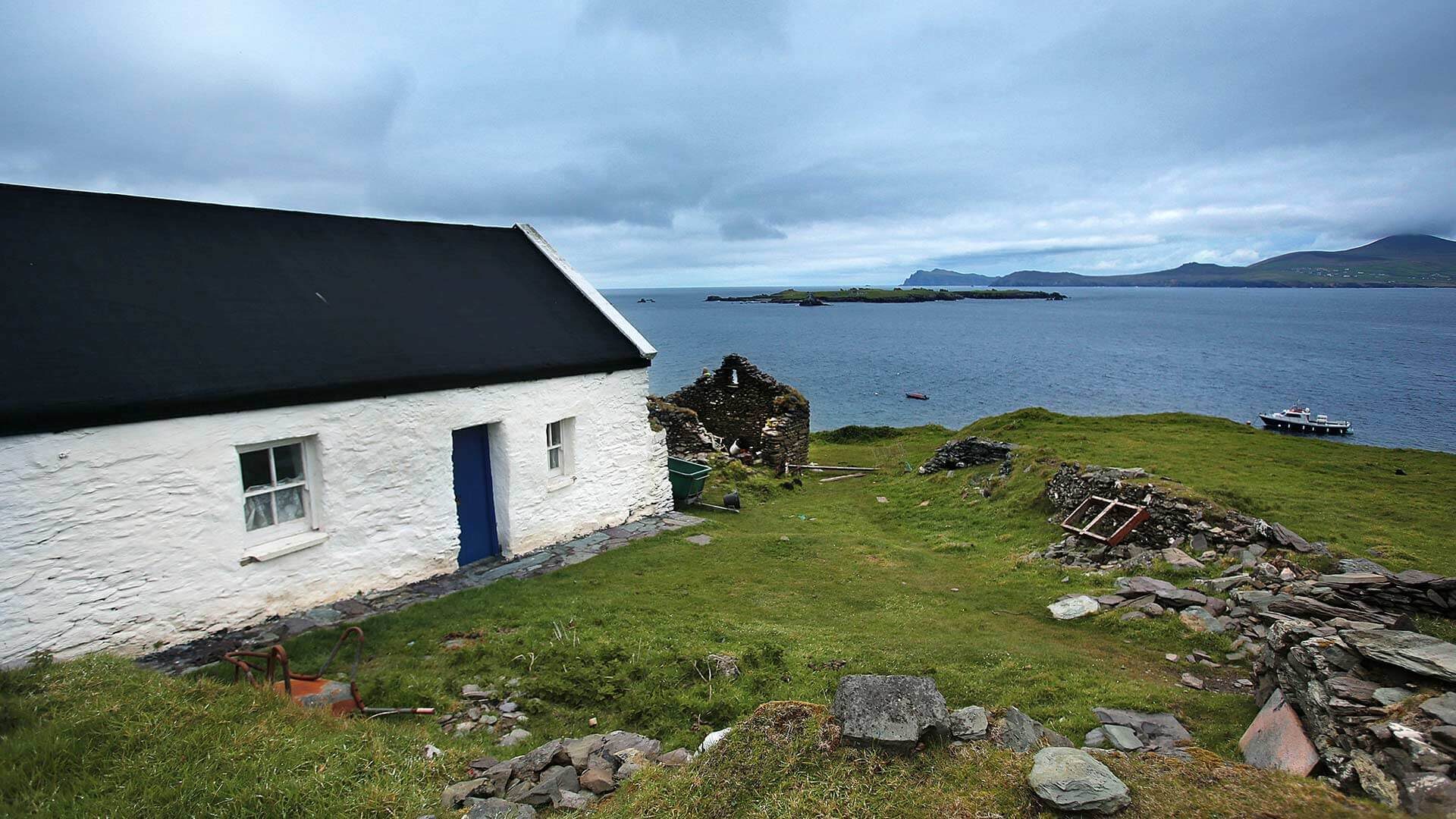 landscape of Blasket Centre