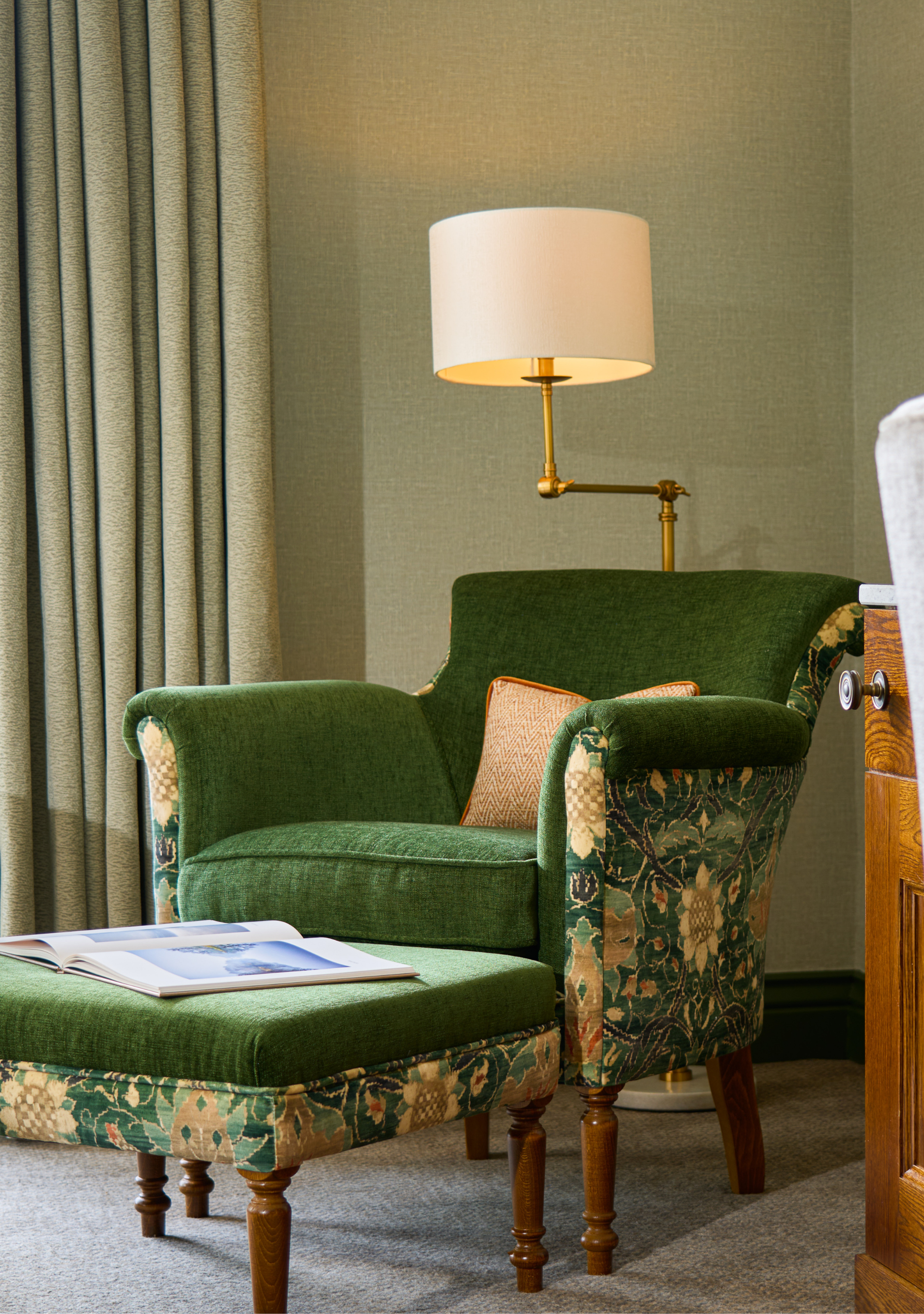 Sitting Area in The Classic King Guest Room.