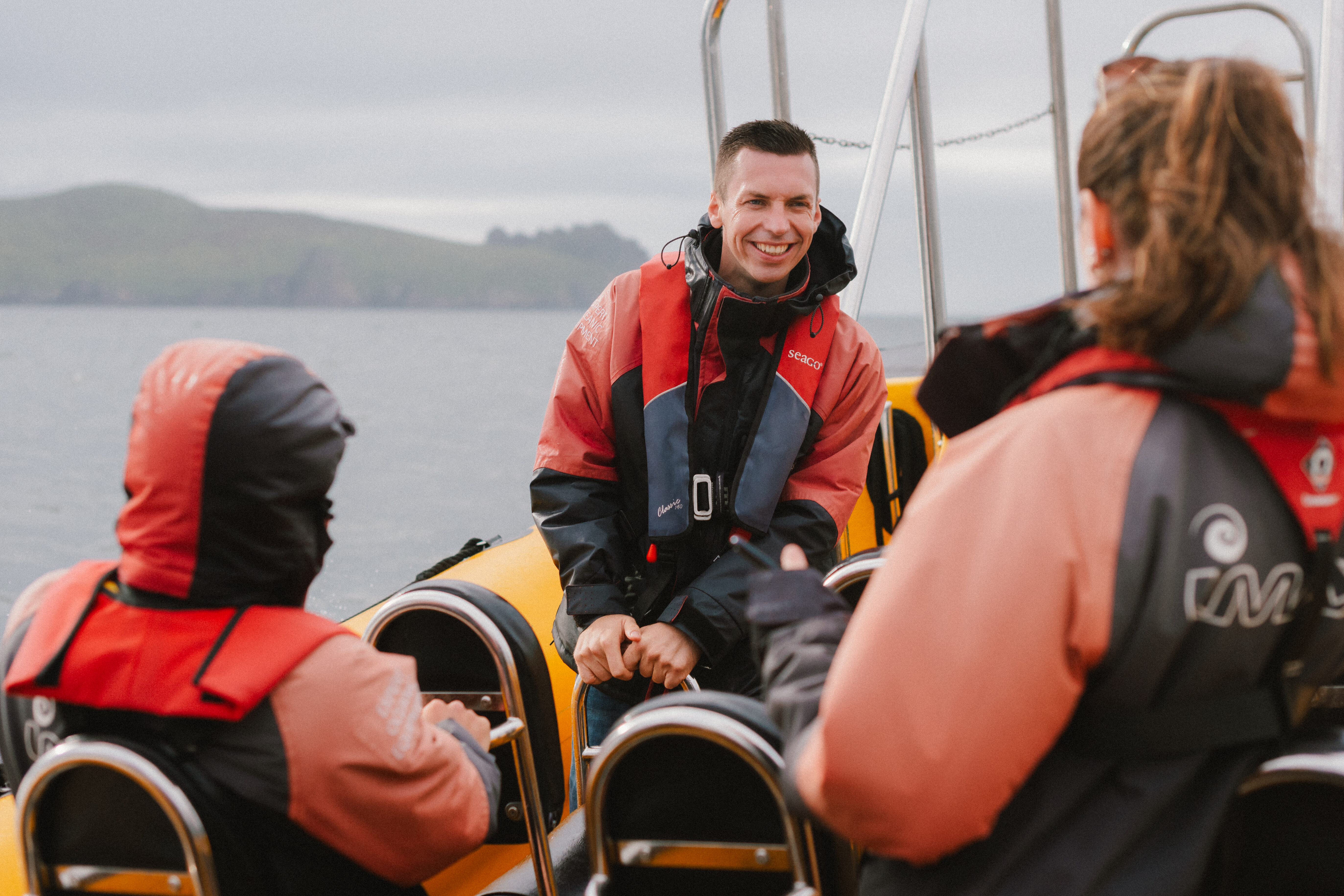 Guests experiencing Dingle Sea Safari Tour at Dingle Peninsula.